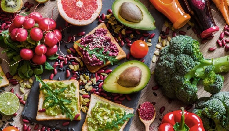 Vegansk kosttilskud: Hvordan sikrer man nok vitaminer og mineraler?